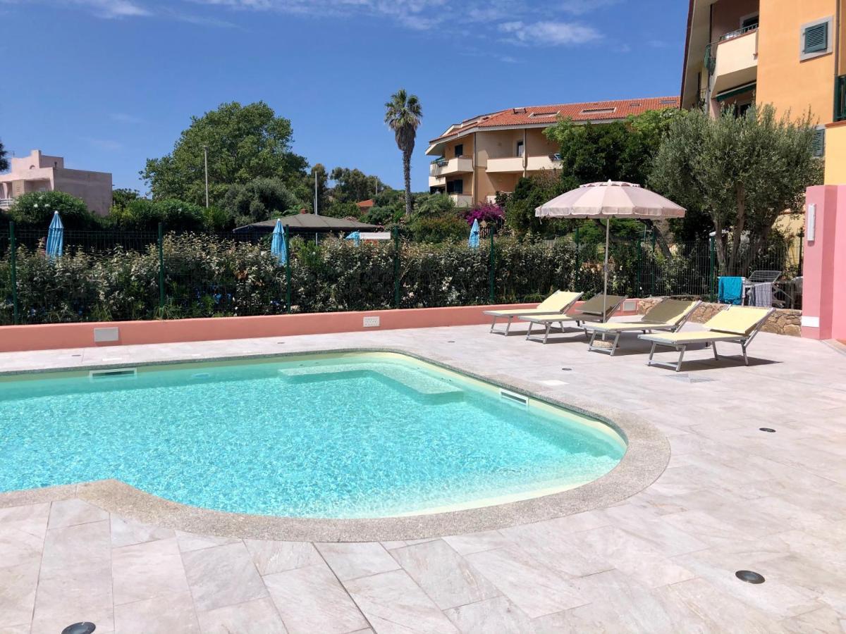 Apartment I Mirti Bianchi - Bilo 4 By Interhome Santa Teresa Gallura Exterior photo
